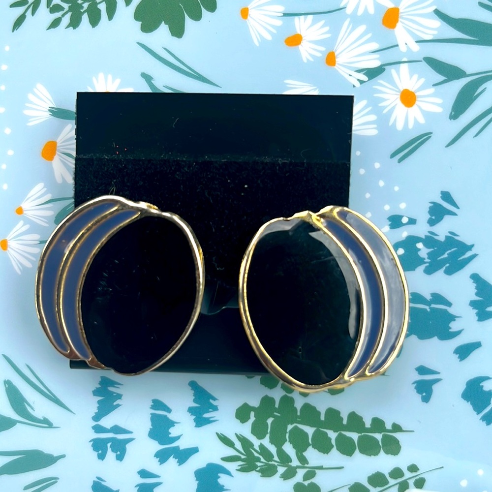 Vintage Black/Blue Layered Clip On Earring